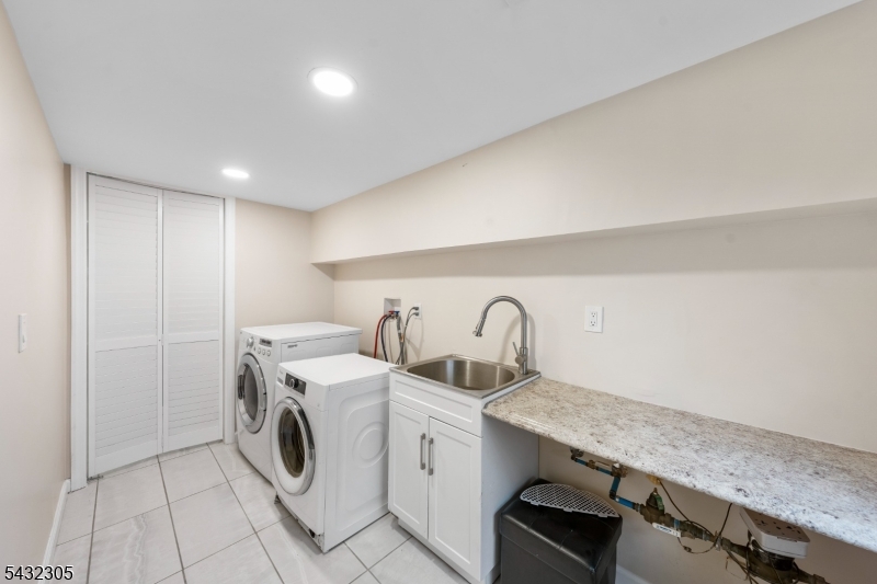 27 Alvin Terrace Springfield, NJ 07081 - Photo 17 of 19