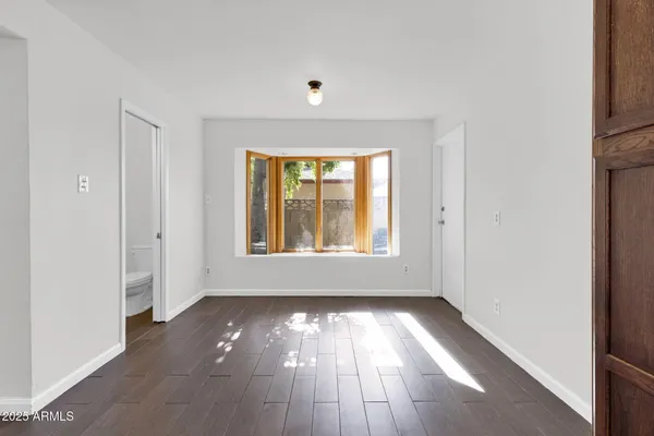 $4,850 | 1333 East Donner Drive, Tempe, AZ 85282