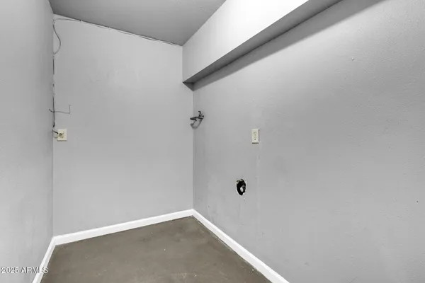 $4,850 | 1333 East Donner Drive, Tempe, AZ 85282