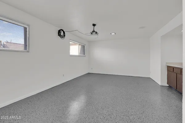 $4,850 | 1333 East Donner Drive, Tempe, AZ 85282