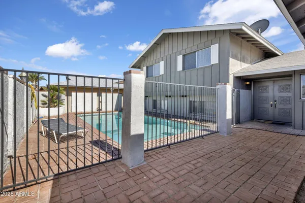 $4,850 | 1333 East Donner Drive, Tempe, AZ 85282