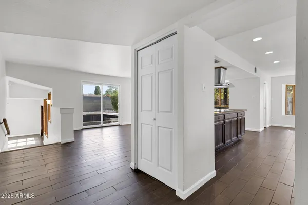 $4,850 | 1333 East Donner Drive, Tempe, AZ 85282