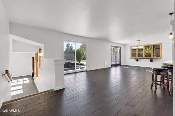 $4,850 | 1333 East Donner Drive, Tempe, AZ 85282