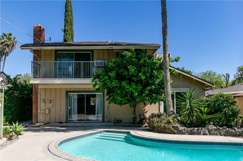 20748 Vose Street Winnetka, CA 91306 - Photo 22 of 26
