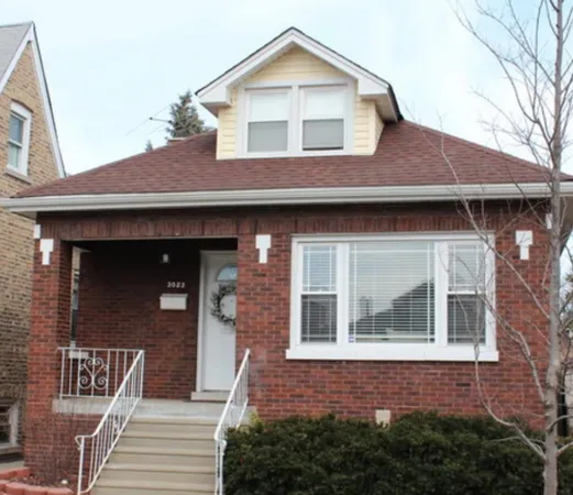 $3,200 | 3023 North Mason Avenue, Chicago, IL 60634