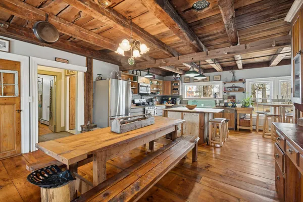 $424,000 | 273 Route 5 North Windsor Vt 05089, Windsor, VT 05089