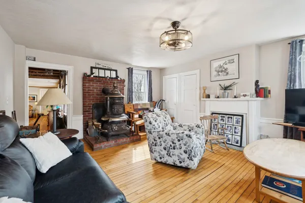 $424,000 | 273 Route 5 North Windsor Vt 05089, Windsor, VT 05089