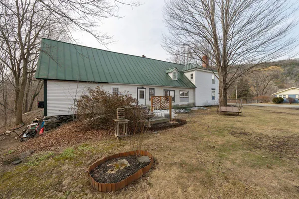 $424,000 | 273 Route 5 North Windsor Vt 05089, Windsor, VT 05089