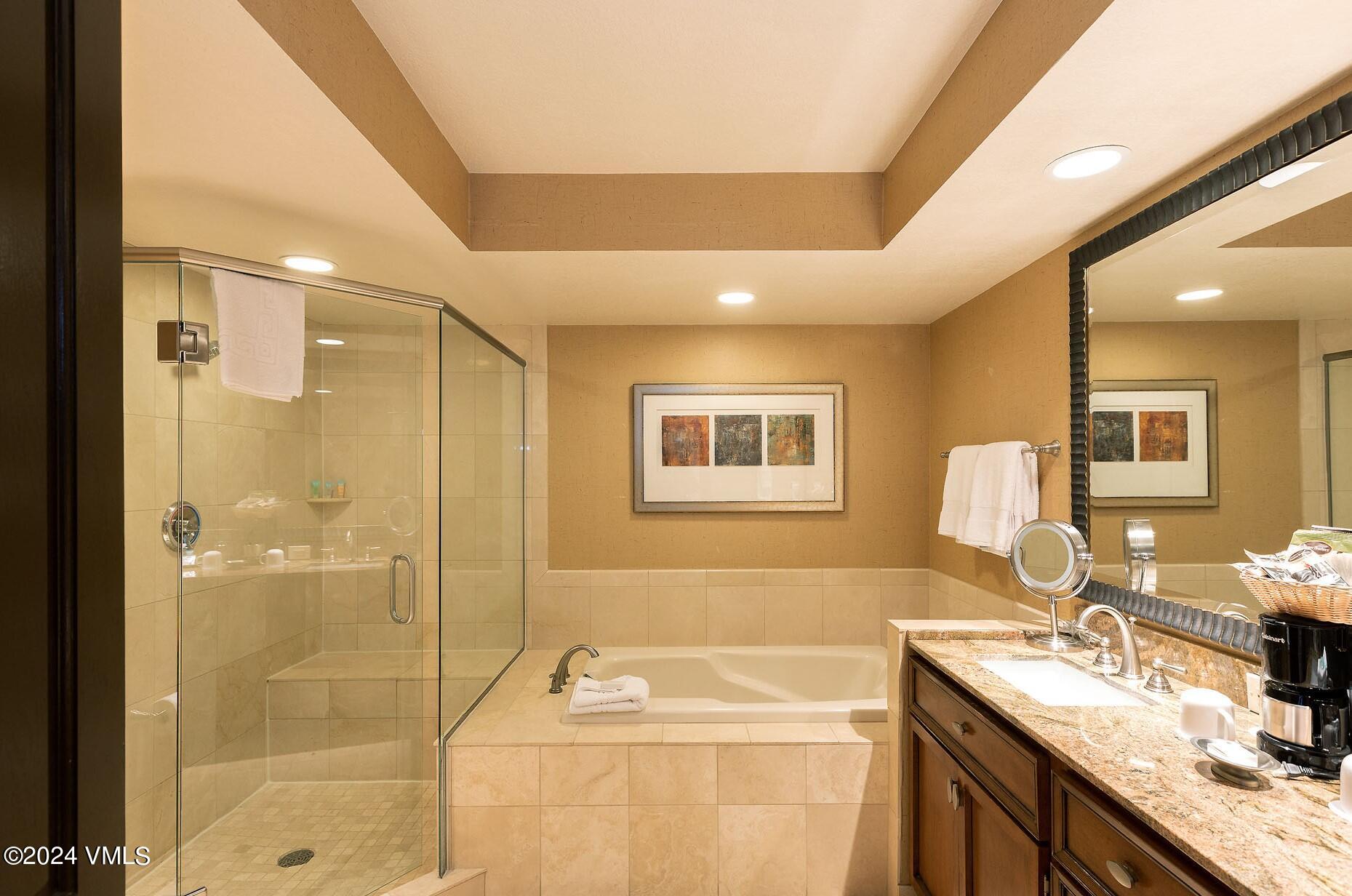 210 Offerson Road, Unit R309 WEEK 50 Beaver Creek, CO 81620 - Photo 22 of 26 0E7A0317-rw (20)