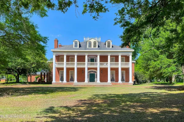 $680,000 | 16487 Highway 3, Yazoo City, MS 39194