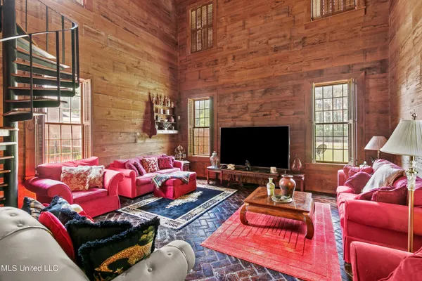 $680,000 | 16487 Highway 3, Yazoo City, MS 39194