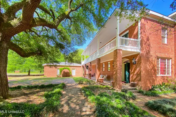 $680,000 | 16487 Highway 3, Yazoo City, MS 39194