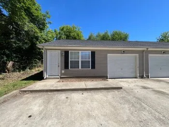 $995 | 9063 Pembroke Oak Grove Road, Unit A, Oak Grove, KY 42262