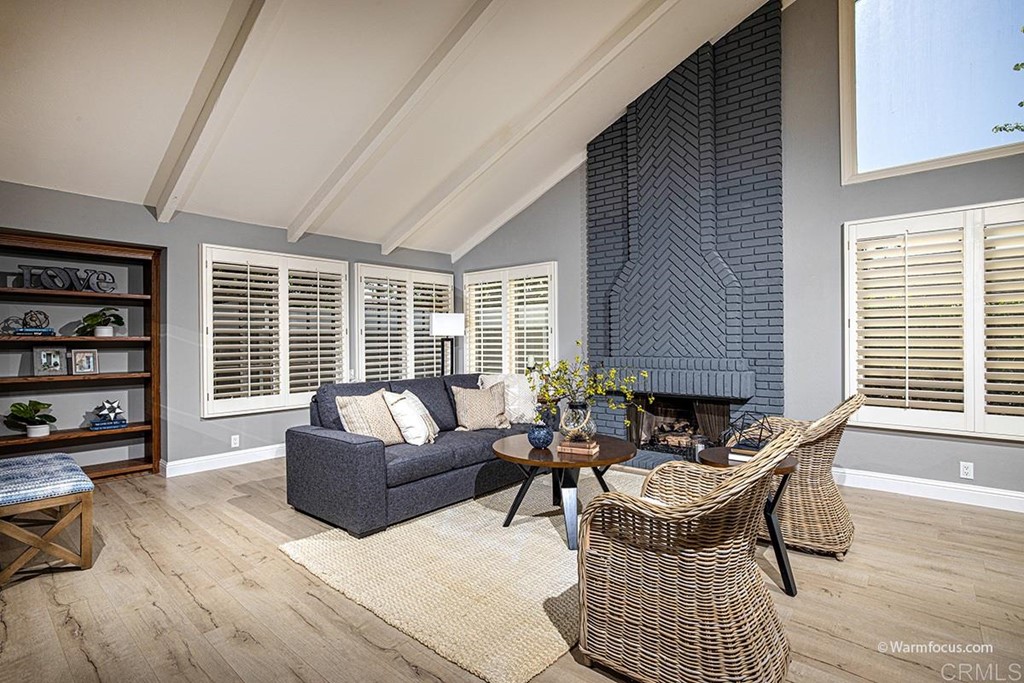 3797 Via Vuelta Rancho Santa Fe, CA 92091 - Photo 5 of 29 a living room with furniture and a flat screen tv