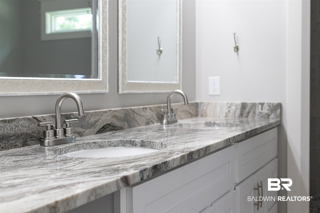 24595 Tarpon Lane Orange Beach, AL 36561 - Photo 12 of 24 Double Vanity