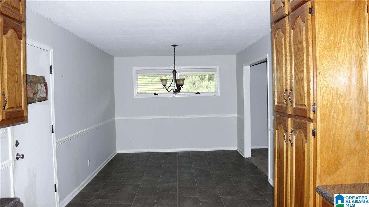 1138 Rhodes Street Anniston, AL 36206 - Photo 8 of 36