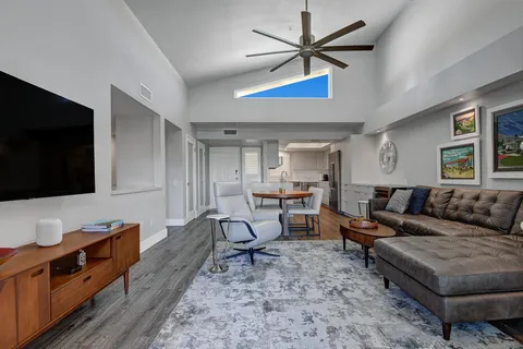 $345,000 | 255 South Avenida Caballeros, Unit 320, Palm Springs, CA 92262