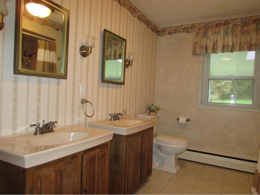 468 Cafferty Hill Road Endicott, NY 13760 - Photo 13 of 25 Gallery Image 13