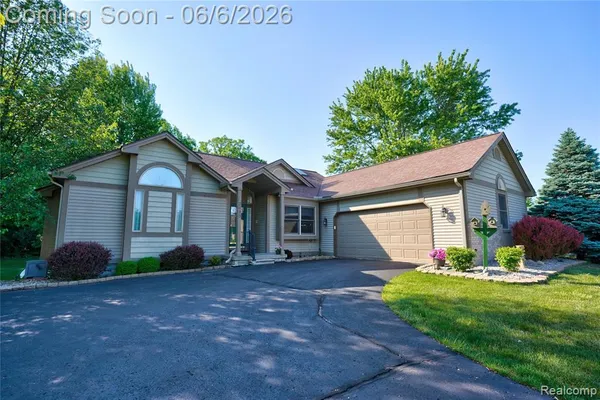 $399,000 | 3433 Pinemeadow Court, Davison, MI 48423