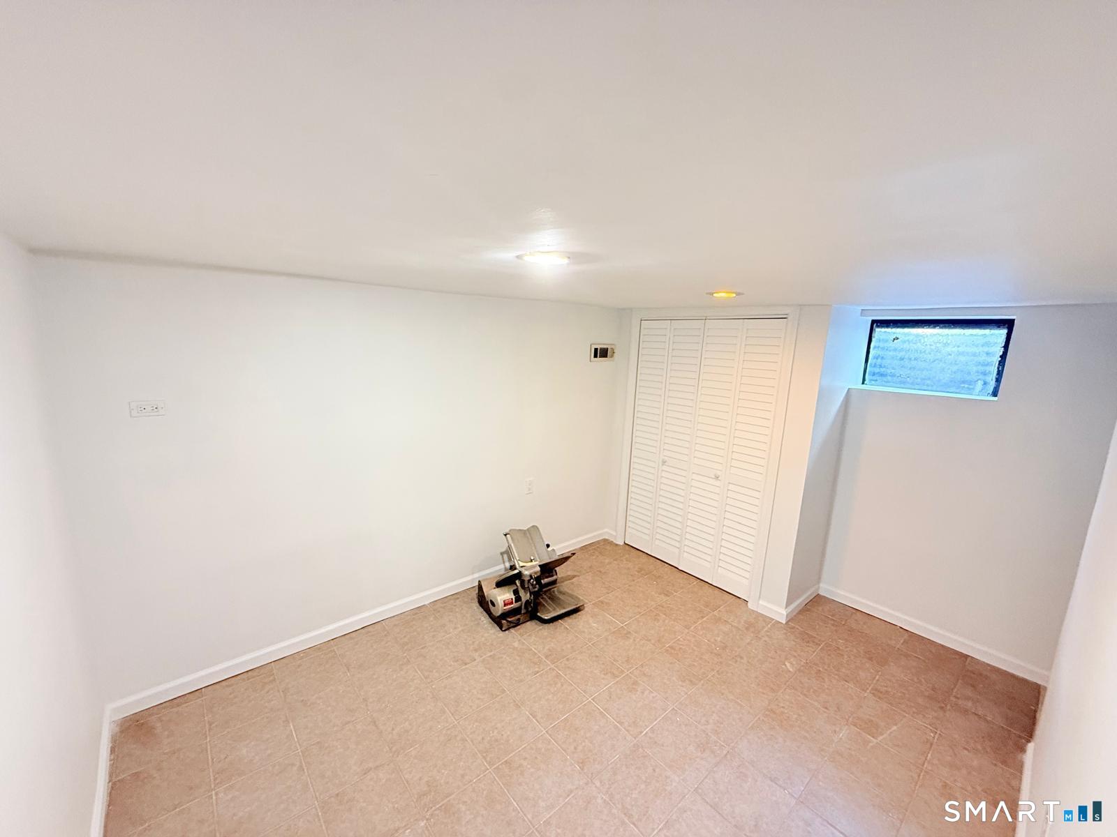 88 Fan Hill Road Monroe, CT 06468 - Photo 16 of 21