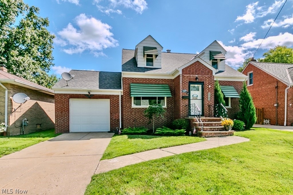 1279 Sunset Road Mayfield Heights, OH 44124 - Photo 2 of 41 Gallery Image 2