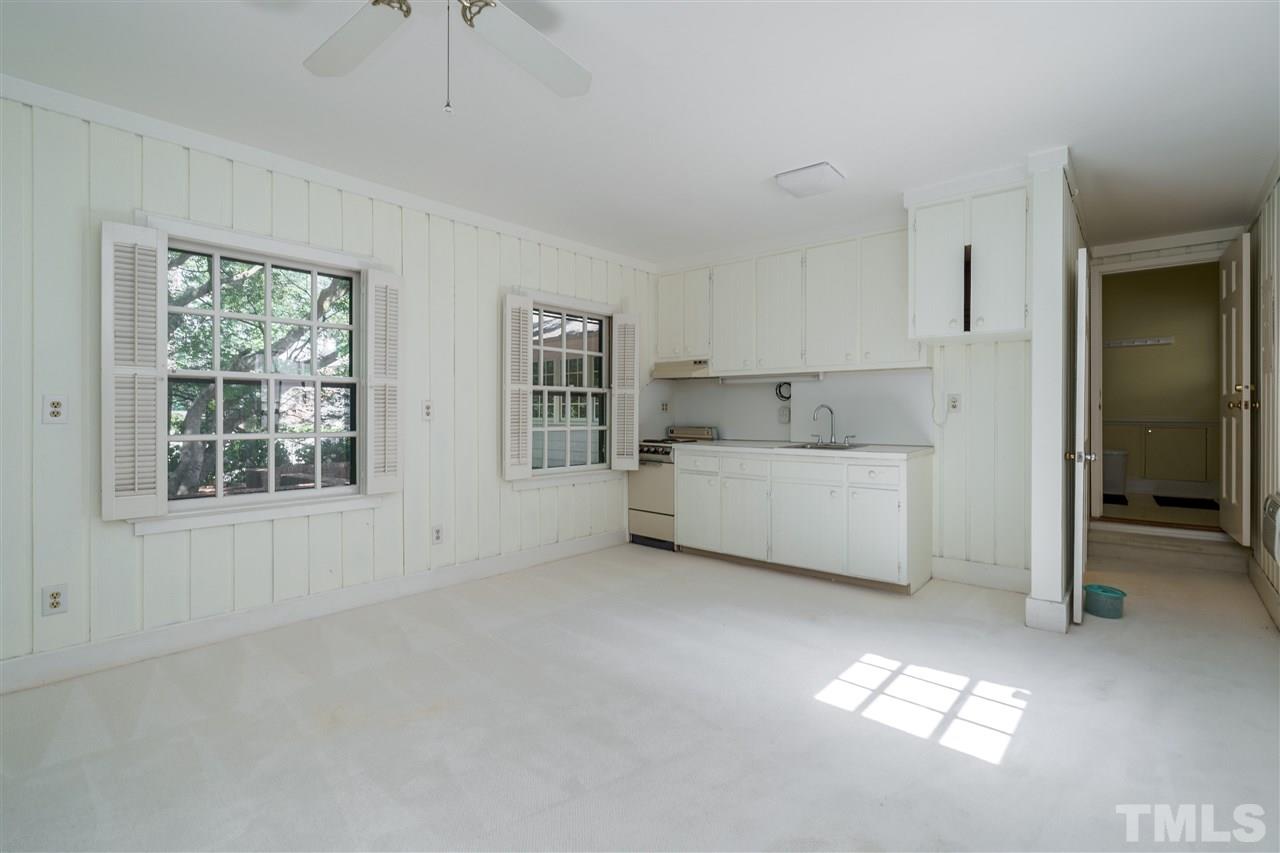 2609 Dover Road Raleigh, NC 27608 - Photo 14 of 25