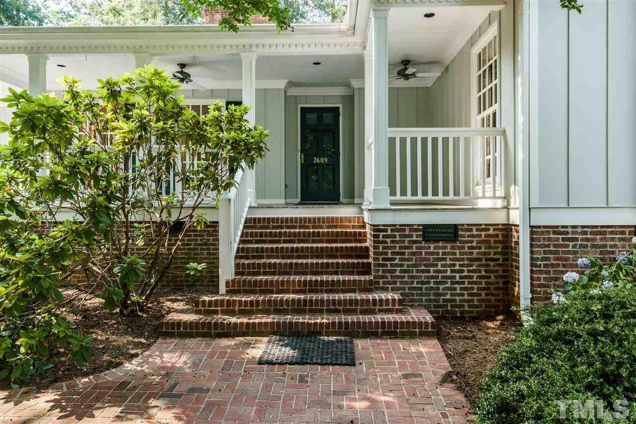 2609 Dover Road Raleigh, NC 27608 - Photo 3 of 25