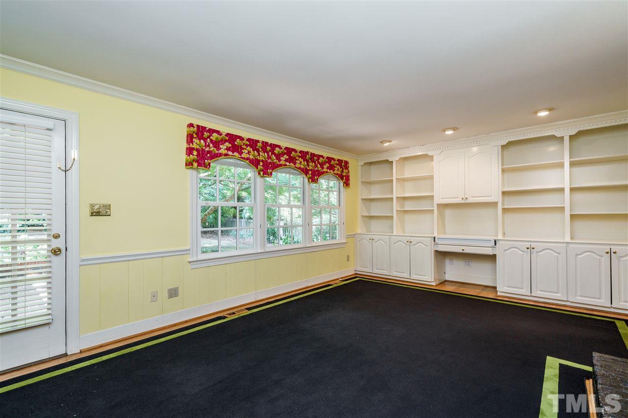 2609 Dover Road Raleigh, NC 27608 - Photo 7 of 25