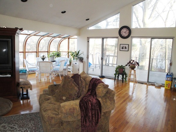 36 Salmi Road Framingham, MA 01701 - Photo 2 of 15 Gallery Image 2