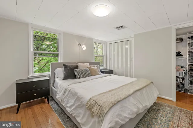 $3,000 | 812 Wade Avenue, Rockville, MD 20851