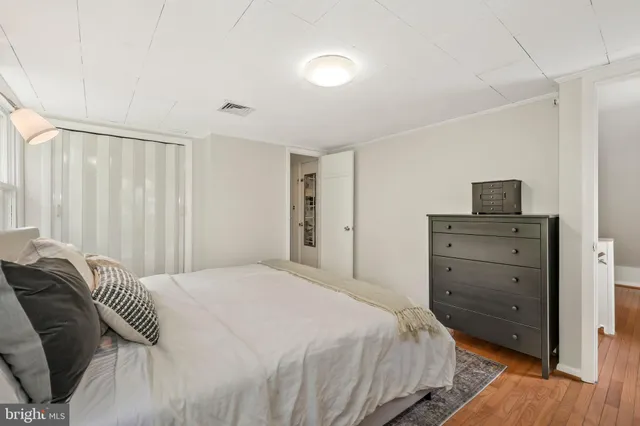 $3,000 | 812 Wade Avenue, Rockville, MD 20851