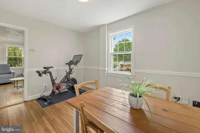 $3,000 | 812 Wade Avenue, Rockville, MD 20851