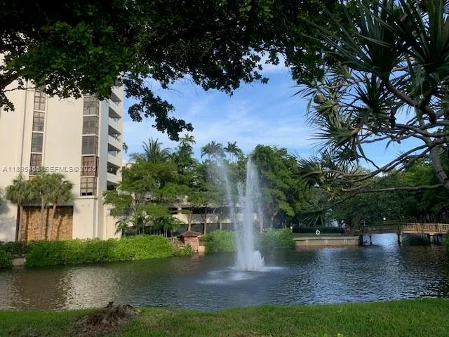 $3,990 | 2000 Towerside Terrace, Unit 1209, Miami, FL 33138