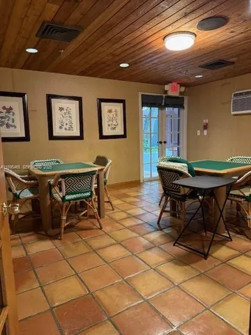 $3,990 | 2000 Towerside Terrace, Unit 1209, Miami, FL 33138