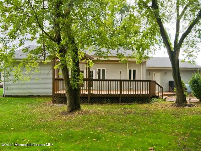 98 Freehold Road Manalapan, NJ 07726 - Photo 17 of 17 BACK