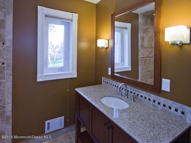 98 Freehold Road Manalapan, NJ 07726 - Photo 10 of 17 MASTER BATHROOM