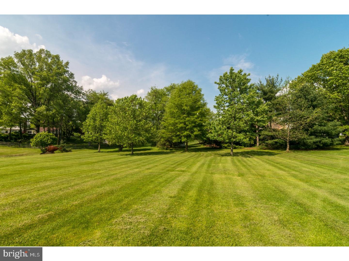 69 Meetinghouse Road Doylestown, PA 18901 - Photo 23 of 25 View in Back