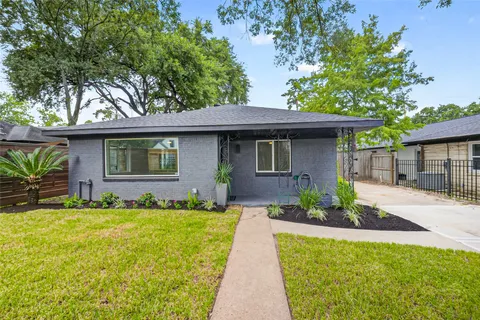 $425,000 | 419 Fairbanks Street, Houston, TX 77009