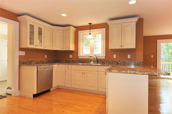 296 Hudson Road Bolton, MA 01740 - Photo 2 of 27 Gallery Image 2