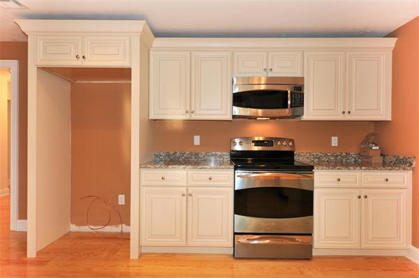 296 Hudson Road Bolton, MA 01740 - Photo 3 of 27 Gallery Image 3