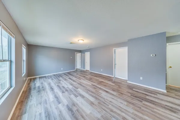 $2,100 | 20119 Baron Brook Drive, Cypress, TX 77433