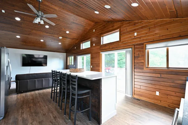 $899,900 | N1936 County Hwy M, Unit 6 & 7, Sarona, WI 54870