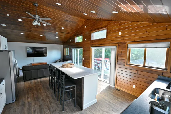 $899,900 | N1936 County Hwy M, Unit 6 & 7, Sarona, WI 54870