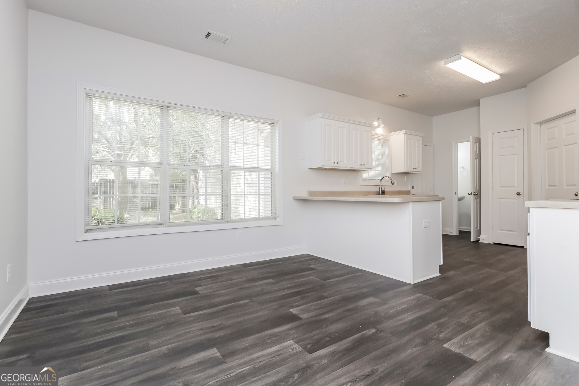 4130 Springvale Way McDonough, GA 30252 - Photo 4 of 15
