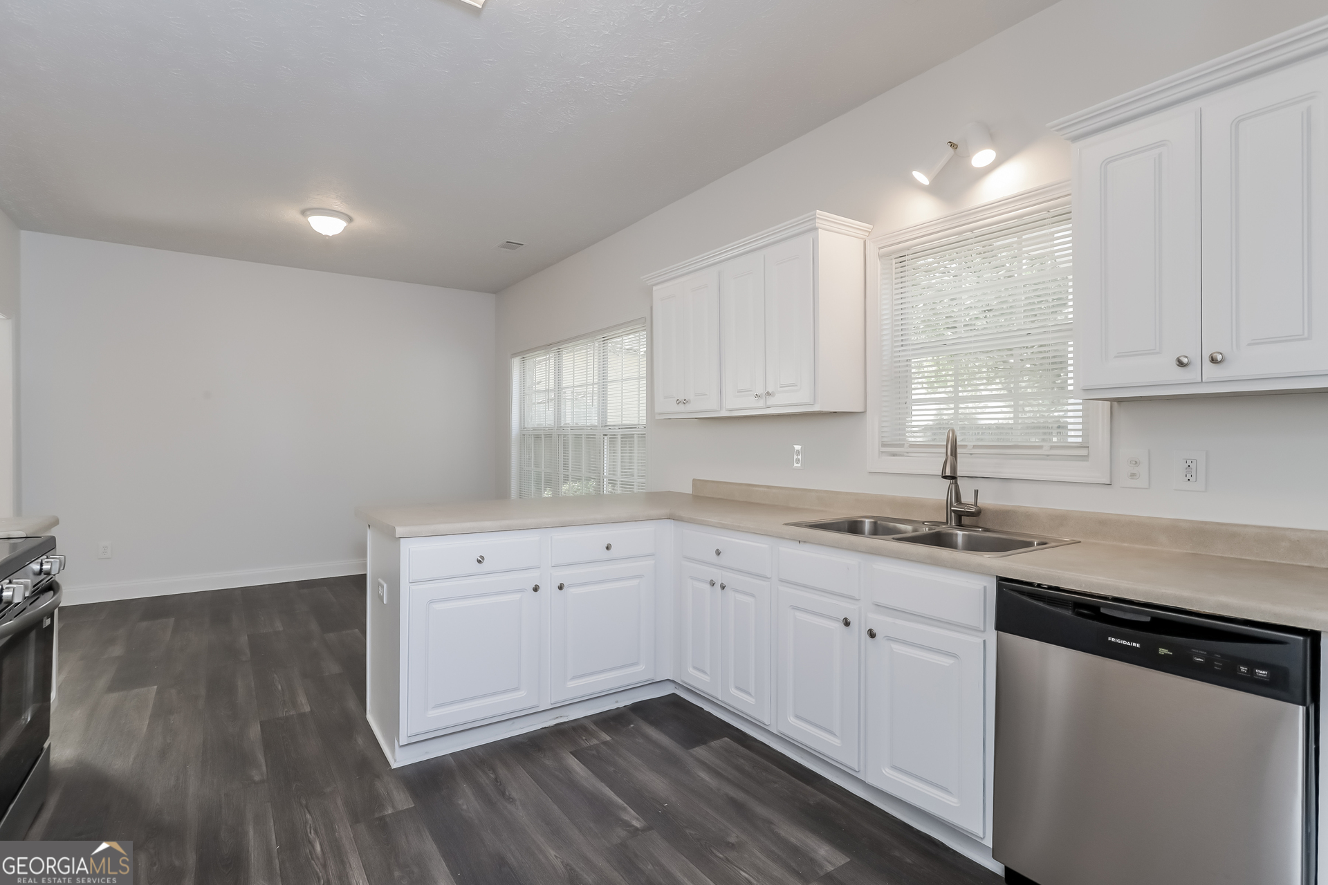 4130 Springvale Way McDonough, GA 30252 - Photo 6 of 15