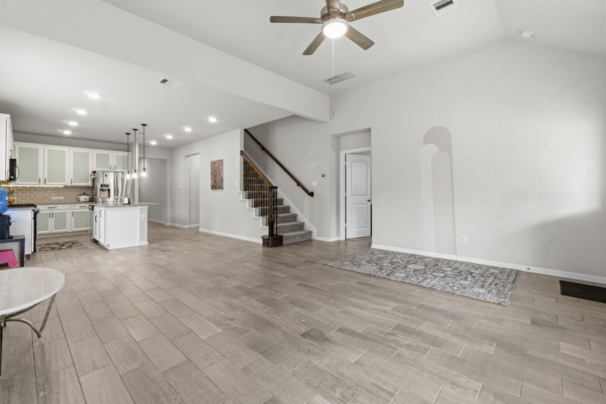 4551 Overlook Bend Drive Spring, TX 77386 - Photo 10 of 21 livingroom