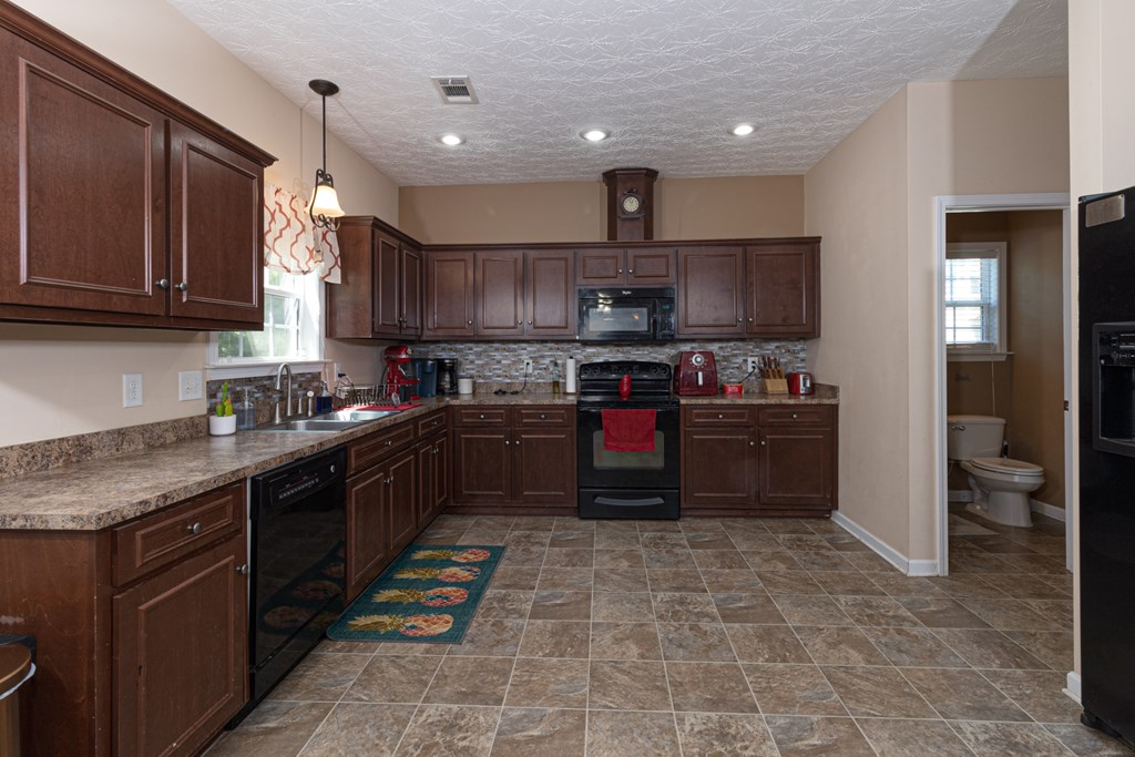 5177 Freedom Ridge Court Columbus, GA 31907 - Photo 5 of 30 Gallery Image 5