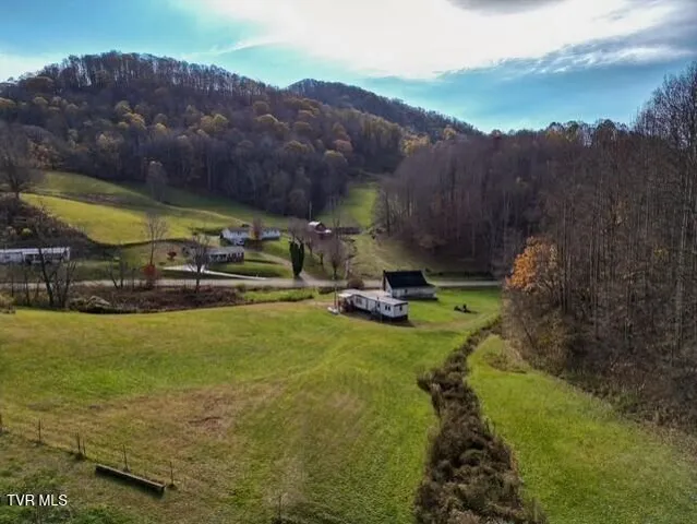 $299,000 | 1297 67 W Highway, Trade, TN 37691