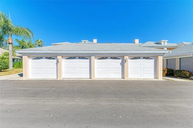 $215,000 | 4202 Caddie Drive East, Unit 201, Bradenton, FL 34203