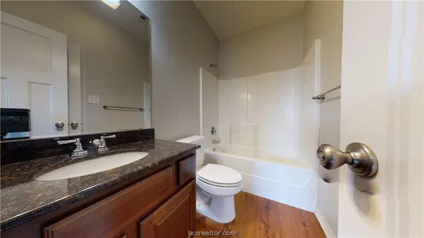 $2,800 | 2501 Horse Shoe Drive, College Station, TX 77845